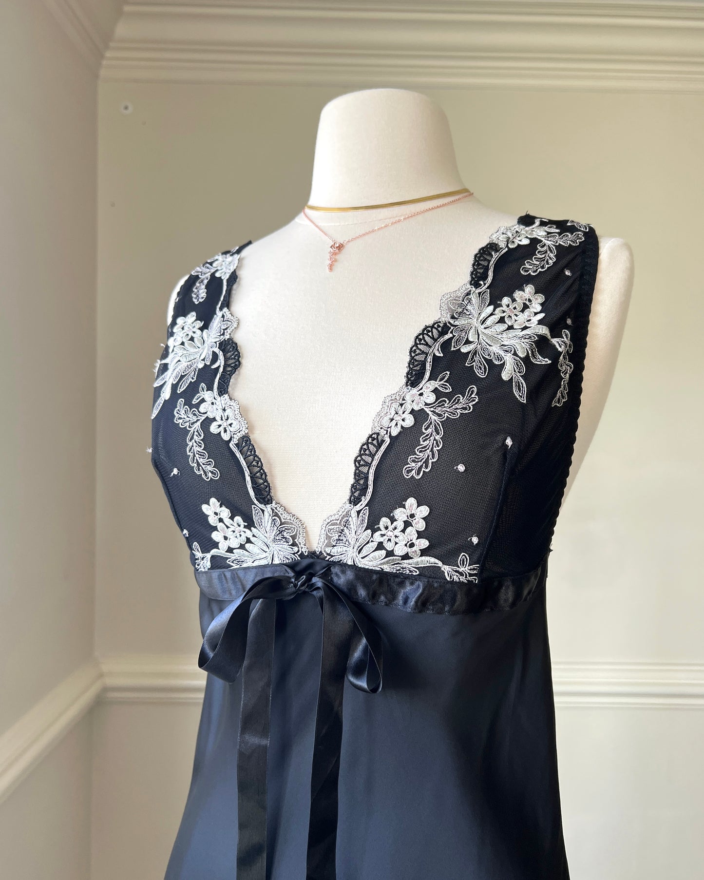 Luxurious VeraWang Satin Maxi Slip Dress featuring White Floral Embroidery Bustier Detail