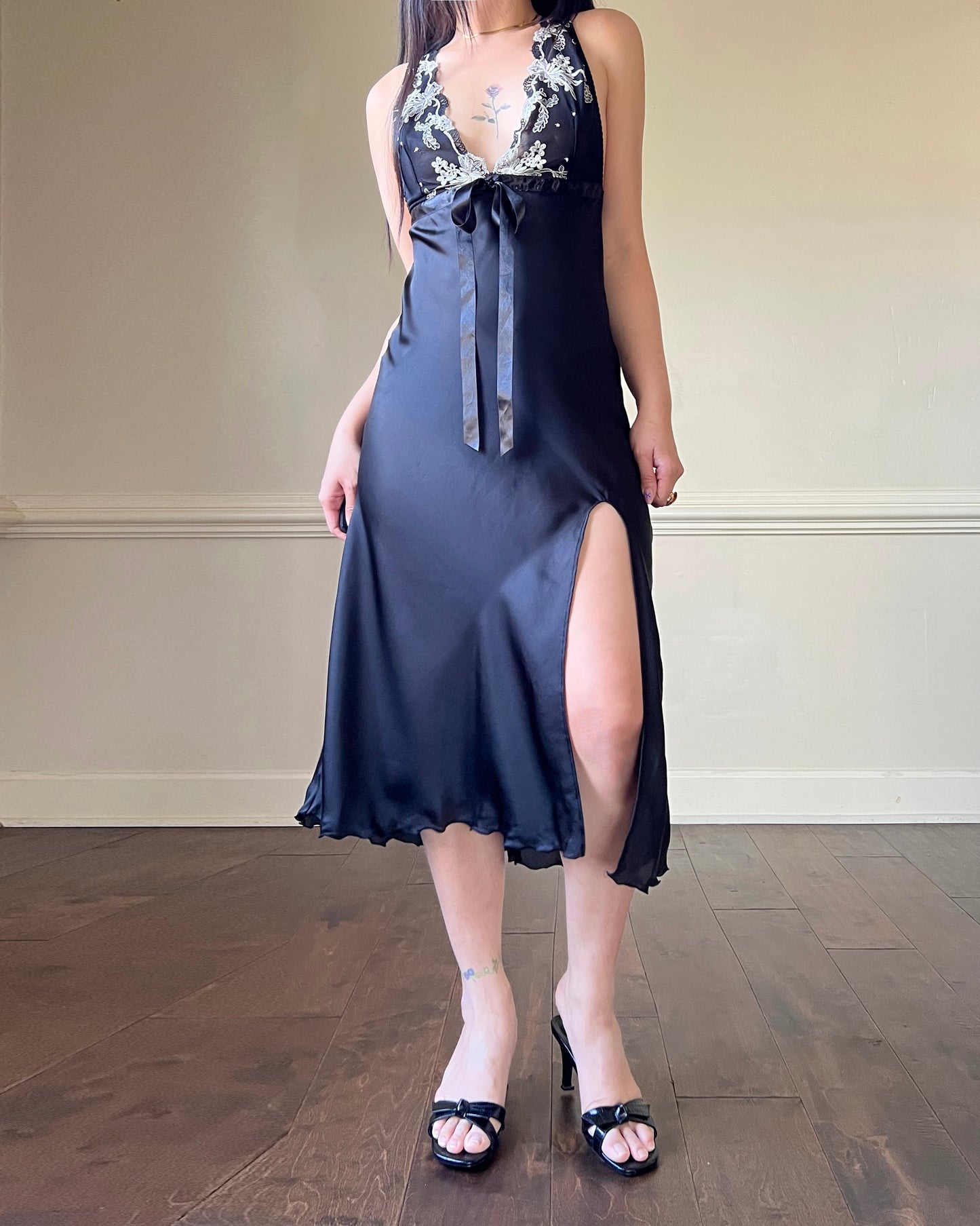 Luxurious VeraWang Satin Maxi Slip Dress featuring White Floral Embroidery Bustier Detail