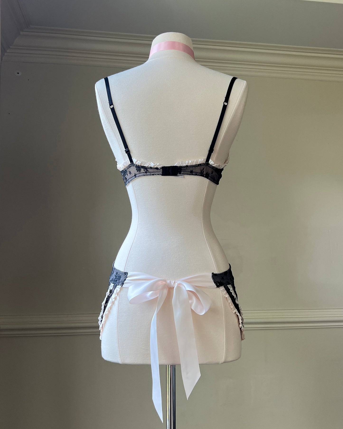 Victoria’s Secret Milkmaid Black & Cream Matching Set featuring Embossed Floral Embroidery Slips