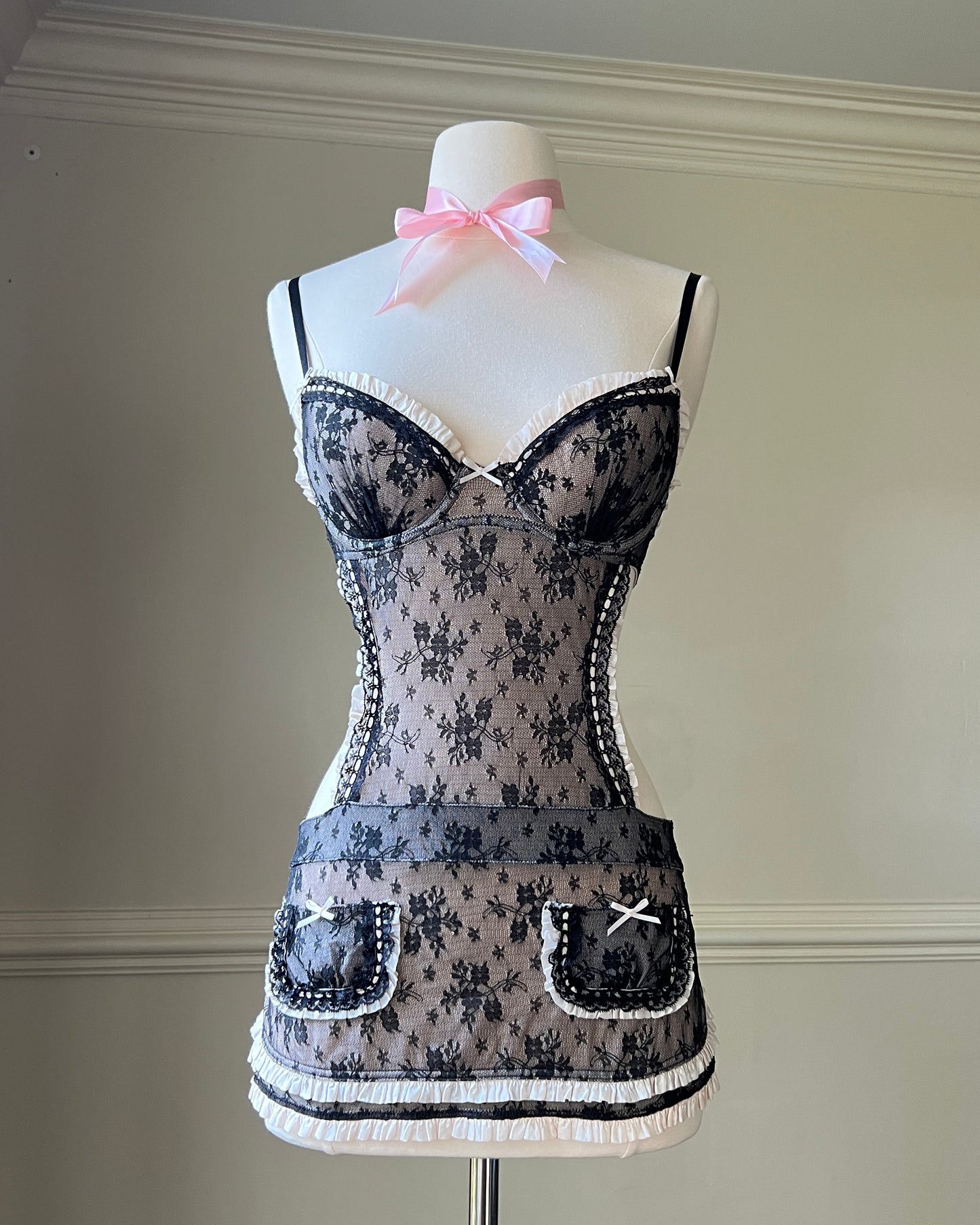 Victoria’s Secret Milkmaid Black & Cream Matching Set featuring Embossed Floral Embroidery Slips