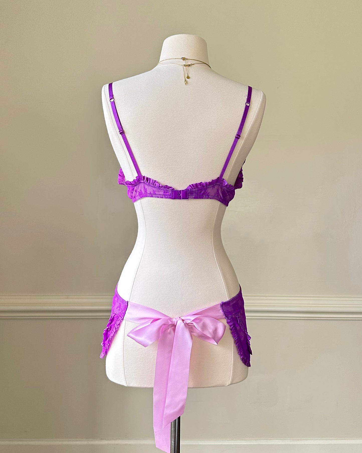 Victoria’s Secret Sultry Brassiere Apron in Vibrant Purple