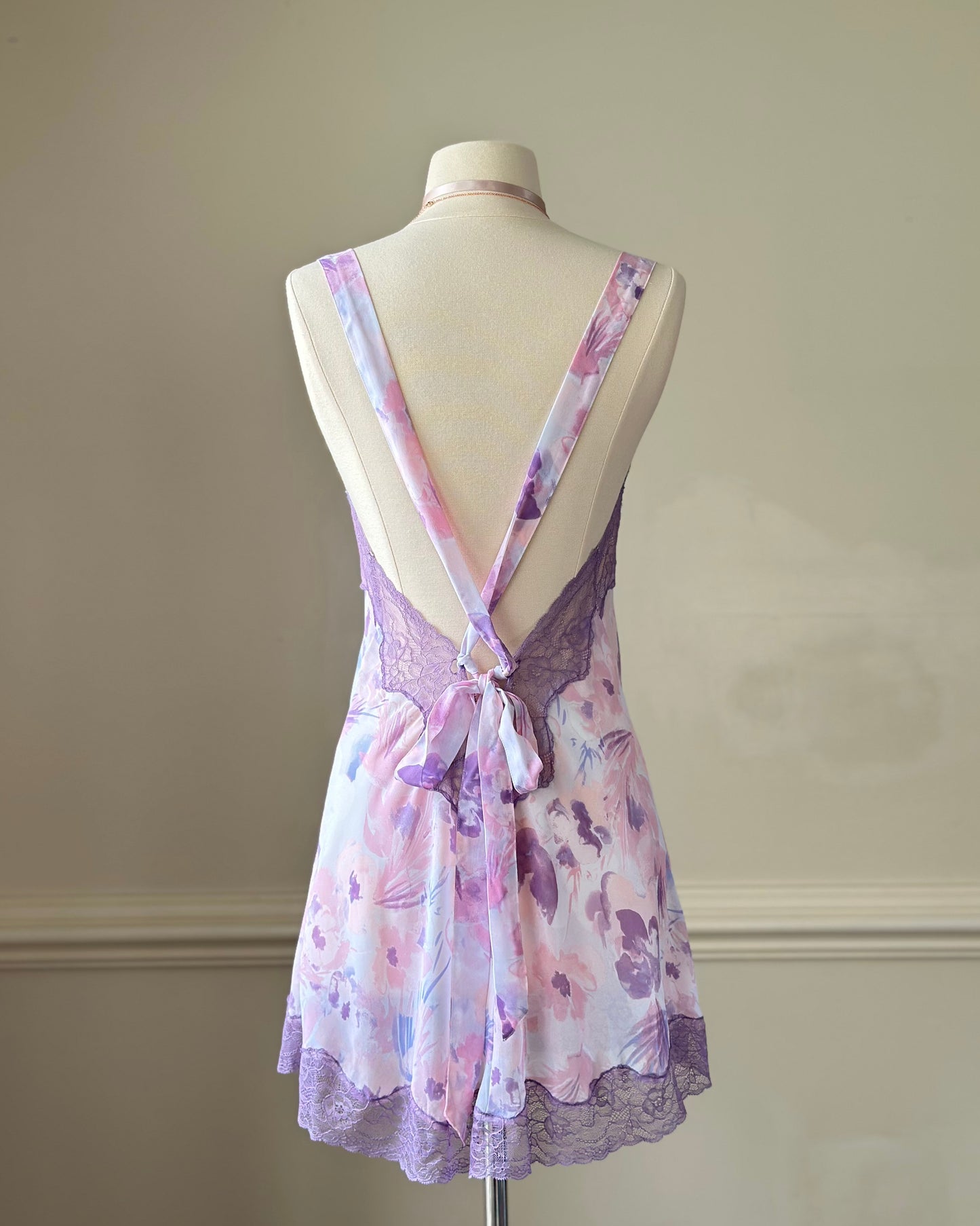 Vintage floral baby doll dress with bow