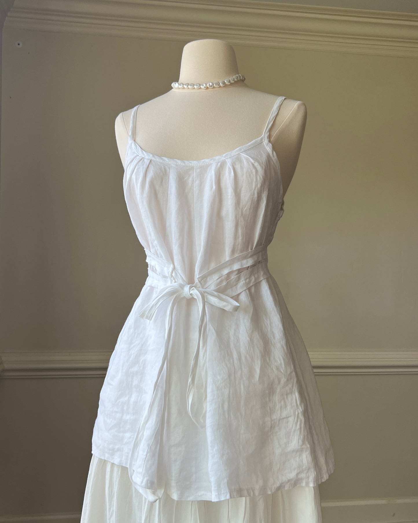 Hard Linen Top featuring Double Waist Linings