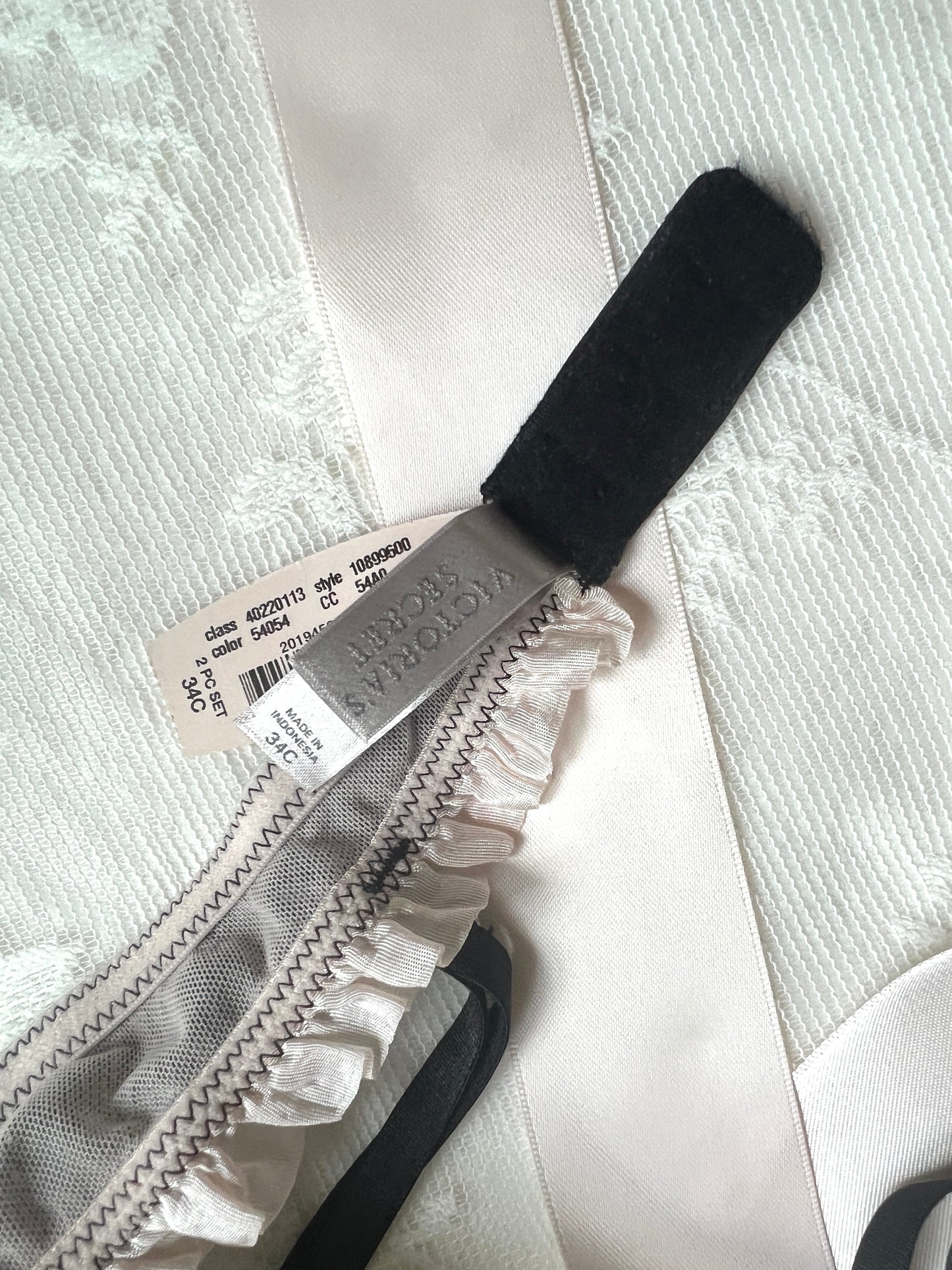 Victoria’s Secret Milkmaid Black & Cream Matching Set featuring Embossed Floral Embroidery Slips