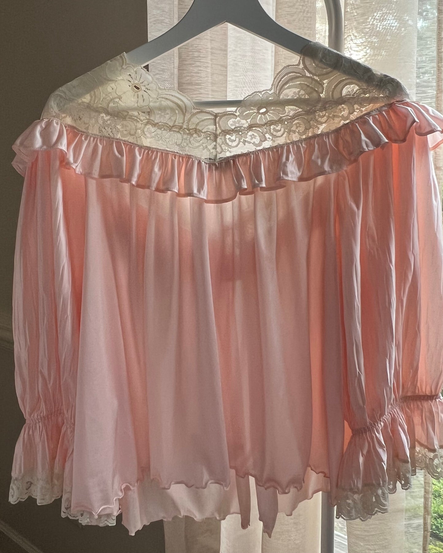 Rare Beautiful Vitage Vicorian Style Robe with Ruffle Lace Detailings