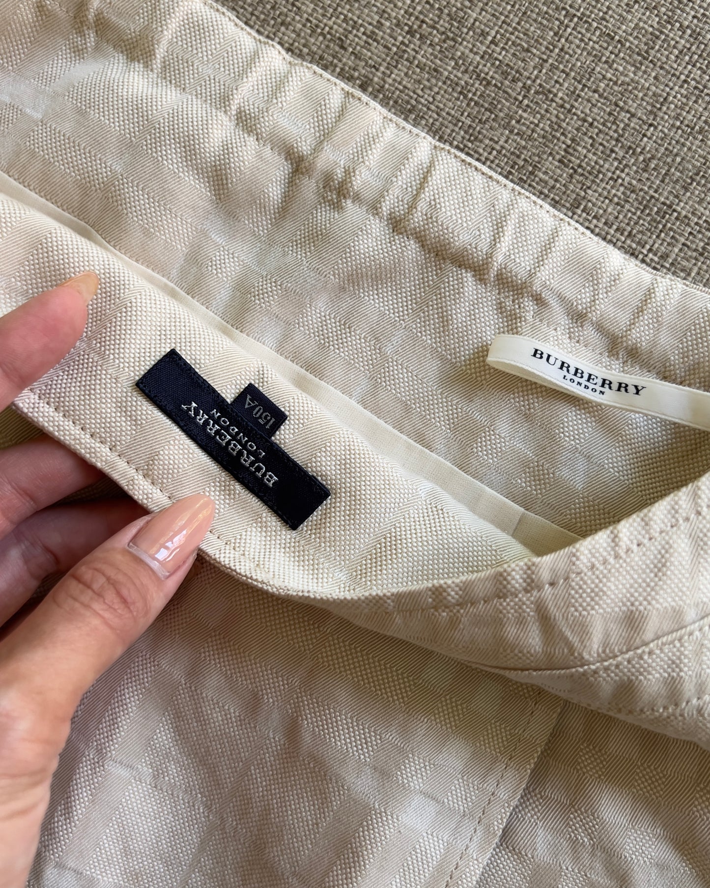 Classy Burberry Pleated Light Beige Mini Skirt