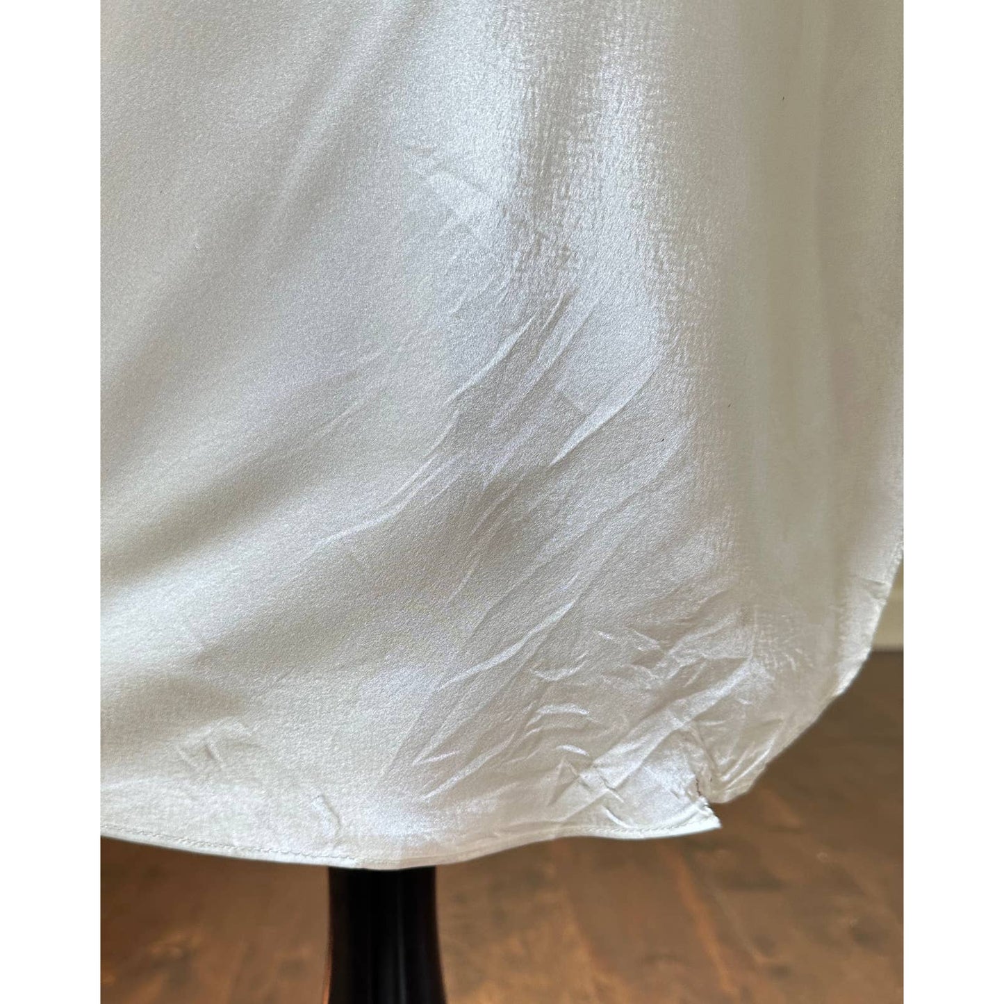 Valmode’s Vintage Set includes Maxi Dress + Matching Long Sleeve Robes