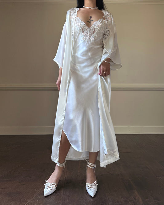 Valmode’s Vintage Set includes Maxi Dress + Matching Long Sleeve Robes