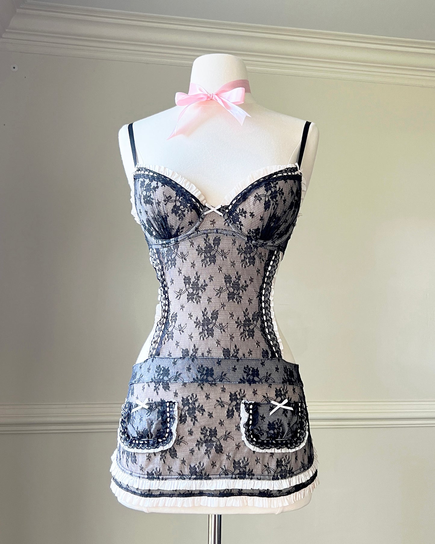 Victoria’s Secret Milkmaid Black & Cream featuring Embossed Floral Embroidery Slips