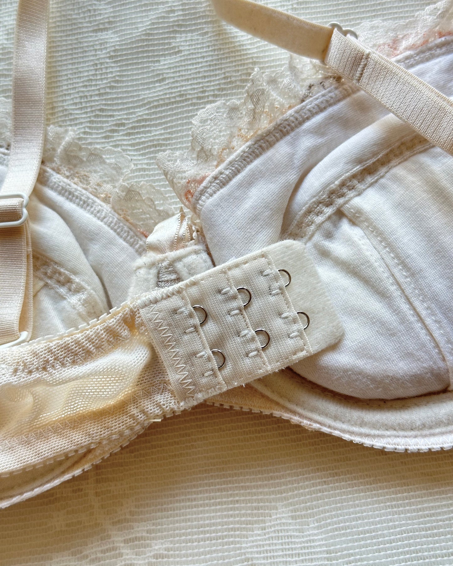 Vintage white Japanese brassiere featuring adorable bows embroidery