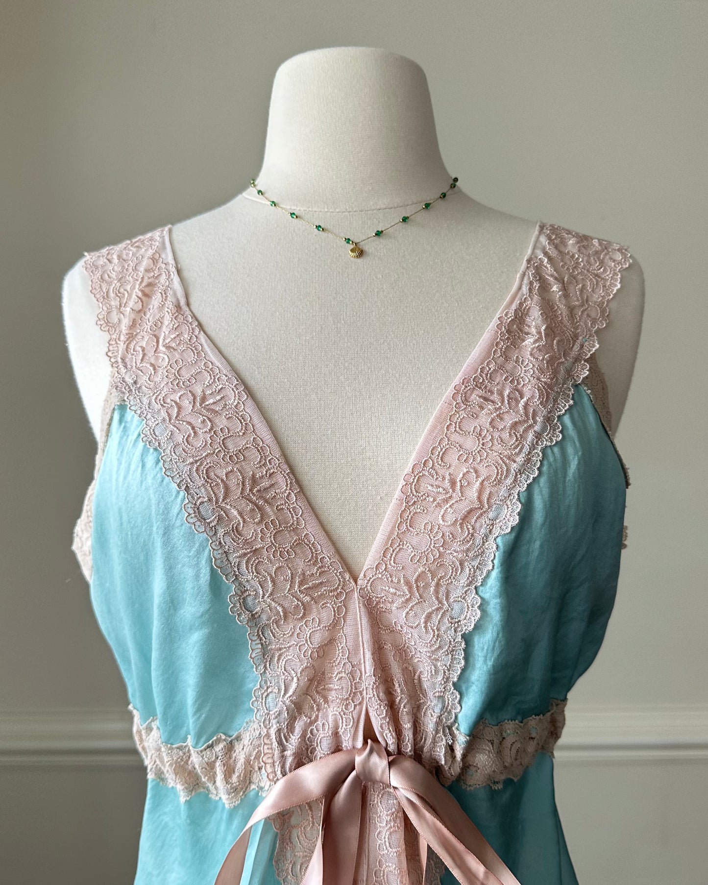 Oriental silk turquoise robe-like top featuring floral lace embroidery cutout