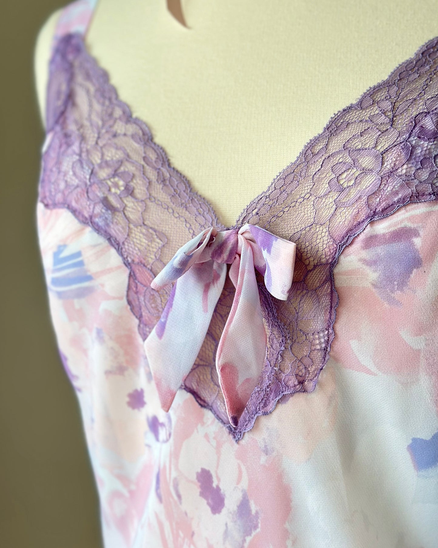 Vintage floral baby doll dress with bow