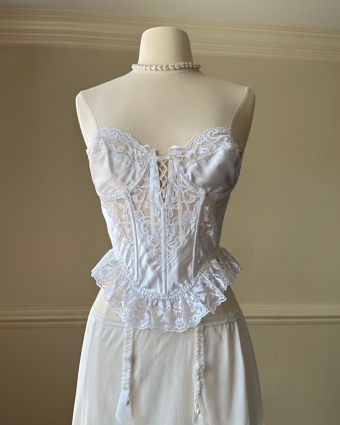 Victoria Secret’s 80's Vintage Strapless Corset featuring Intricate Lace Pattern