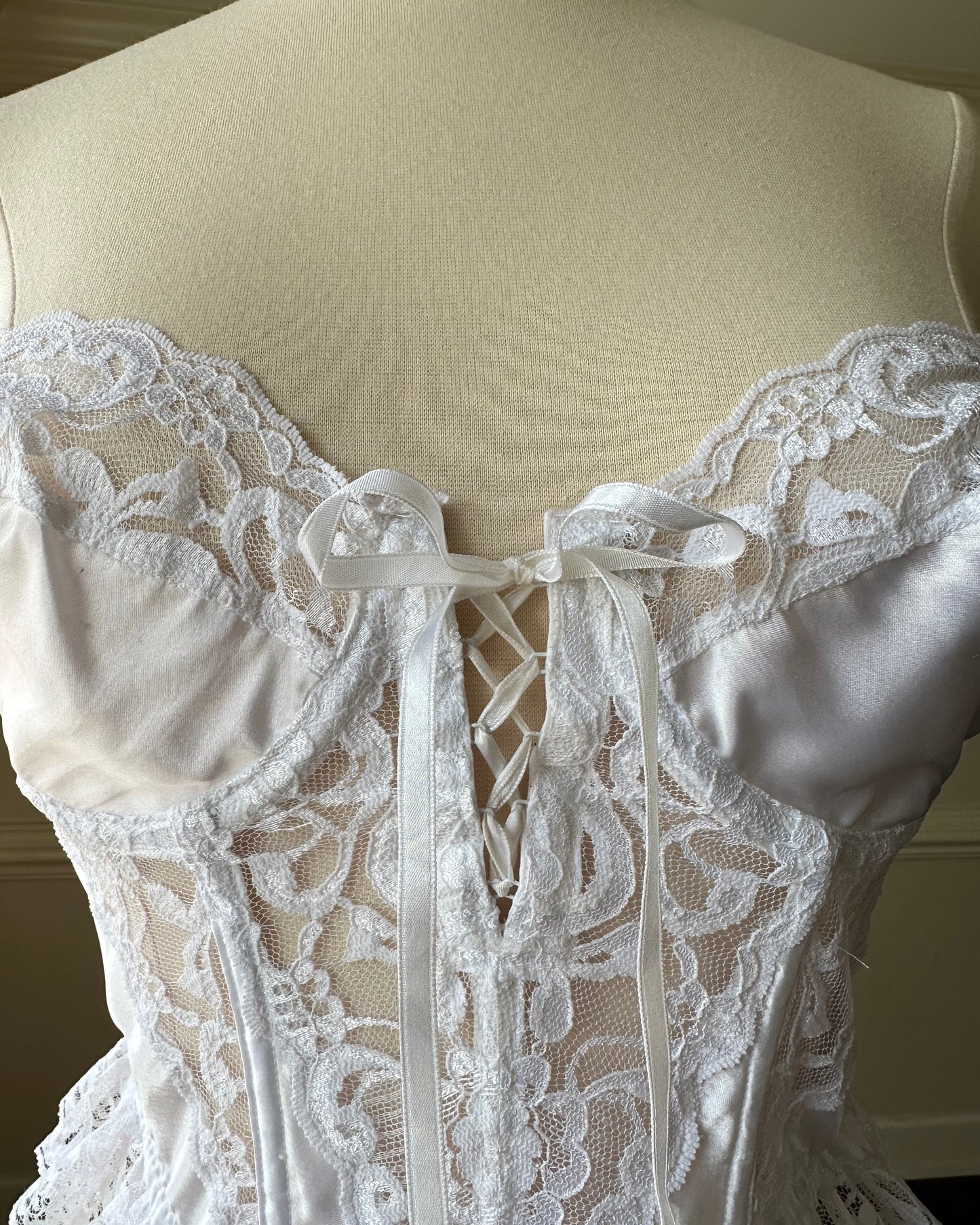 Victoria Secret’s 80's Vintage Strapless Corset featuring Intricate Lace Pattern