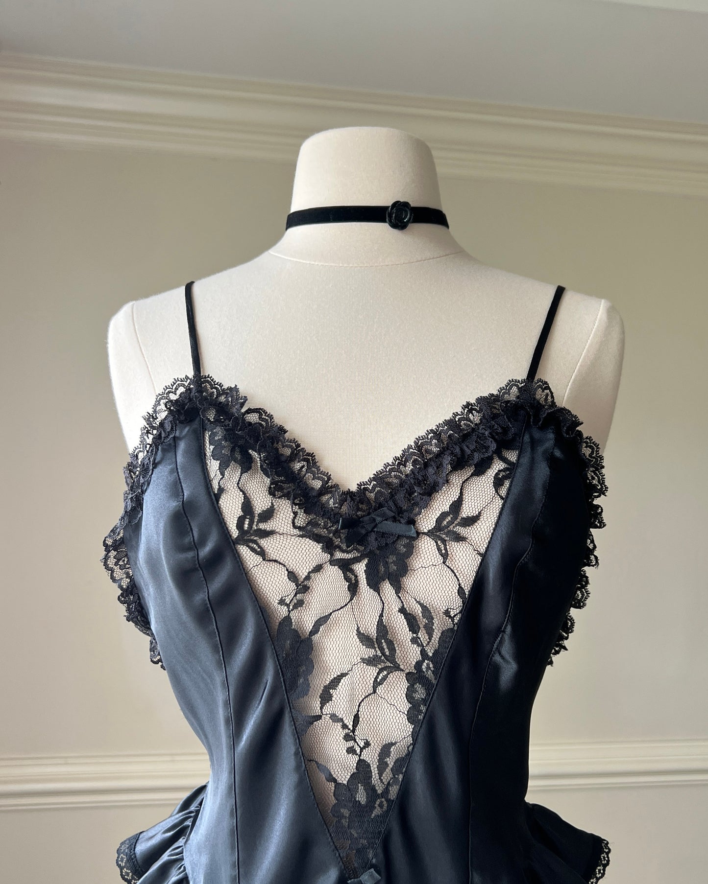 Sexy Delicate's Bodysuit featuring Laced Bodice Cutout with Floral Embroidery