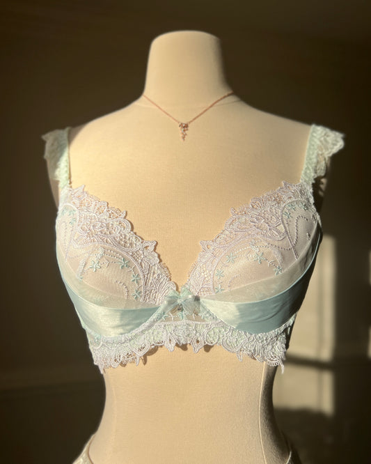 Mermaidcore Bustier Bra featuring Laced Details and Polka Dots Fabric